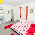 House Vatromir Prázdninový dům Bogomolje