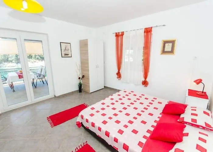 House Vatromir Prázdninový dům Bogomolje